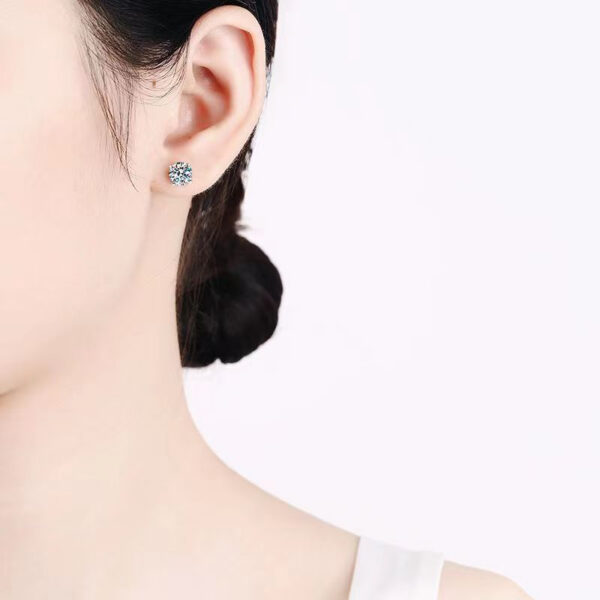 18K Gold Diamond Stud Earrings Classic Silver Tone Women