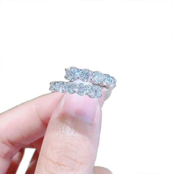 18K Gold Lab Diamond D Color Round Cut Fashion Ring