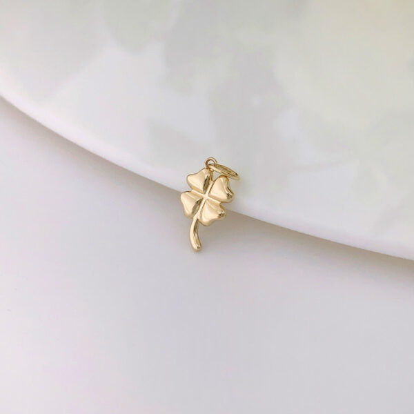 18K Gold Lock Pendant Cute Claw Setting Charm Jewelry