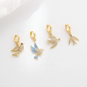 Bird Punk Zircon Lab Grown 18K Gold Pendant Charm Jewelry