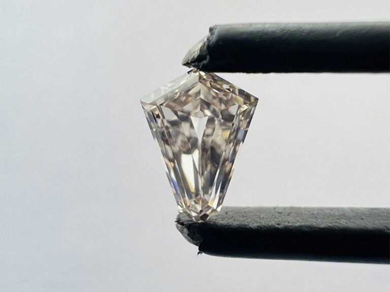 Building Traceability for Lab-Grown Diamonds, End-to-End