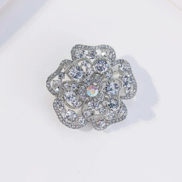 Custom 3D Embossed Clothing Label Metal Logo Charm Tag