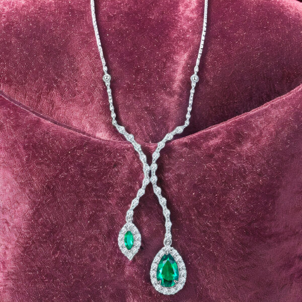 Pear Cut Moissanite Silver Pendant Classic Elegance