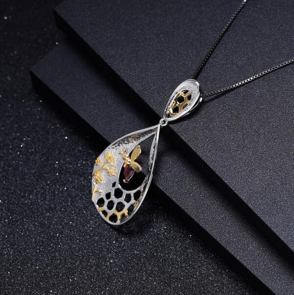 Red Garnet Silver Pendant Fashion Jewelry