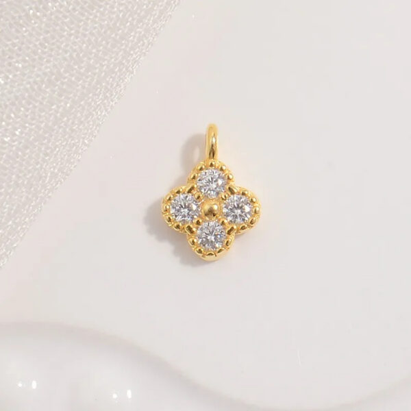 Vintage 18K Gold Plated Fashion Pendant Charm Jewelry